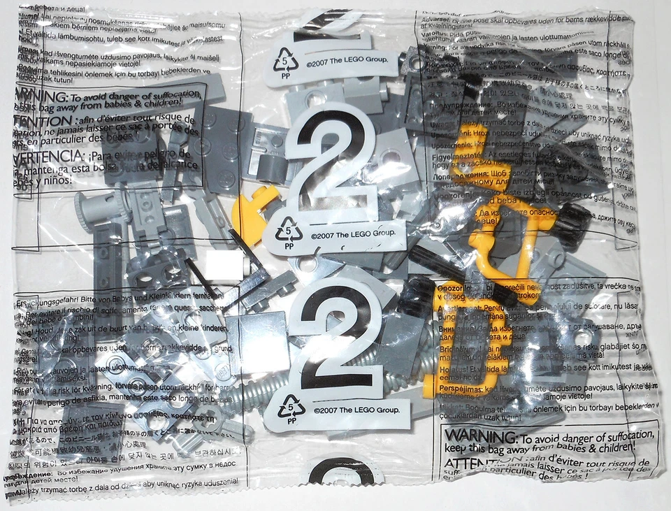 LEGO 7754 Home One Mon Calamari Star Cruiser NEW SEALED BAGS Home One build only - Image 4 of 4