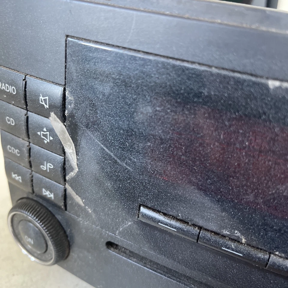 Radio/CD MERCEDES BENZ A-KLASSE (W169) A 180 CDI A1698700689 - Bild 3 von 4