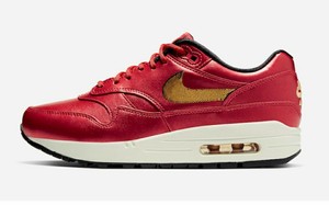 gold sequin nike dunks