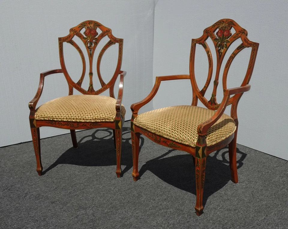 Par de sillones vintage franceses de campo pintados a mano naranja verde escudo floral  Foto 2 de 4