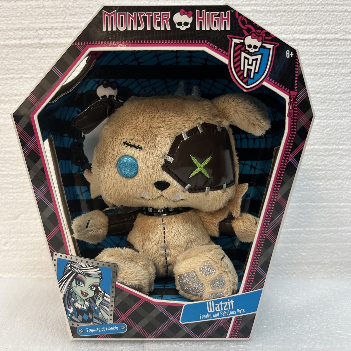 モンスターハイ フランキーシュタイン 犬 ワッツィー　ぬいぐるみ NEW 2013 Monster High WATZIT Pet Dog Frankie Stein Plush Freaky