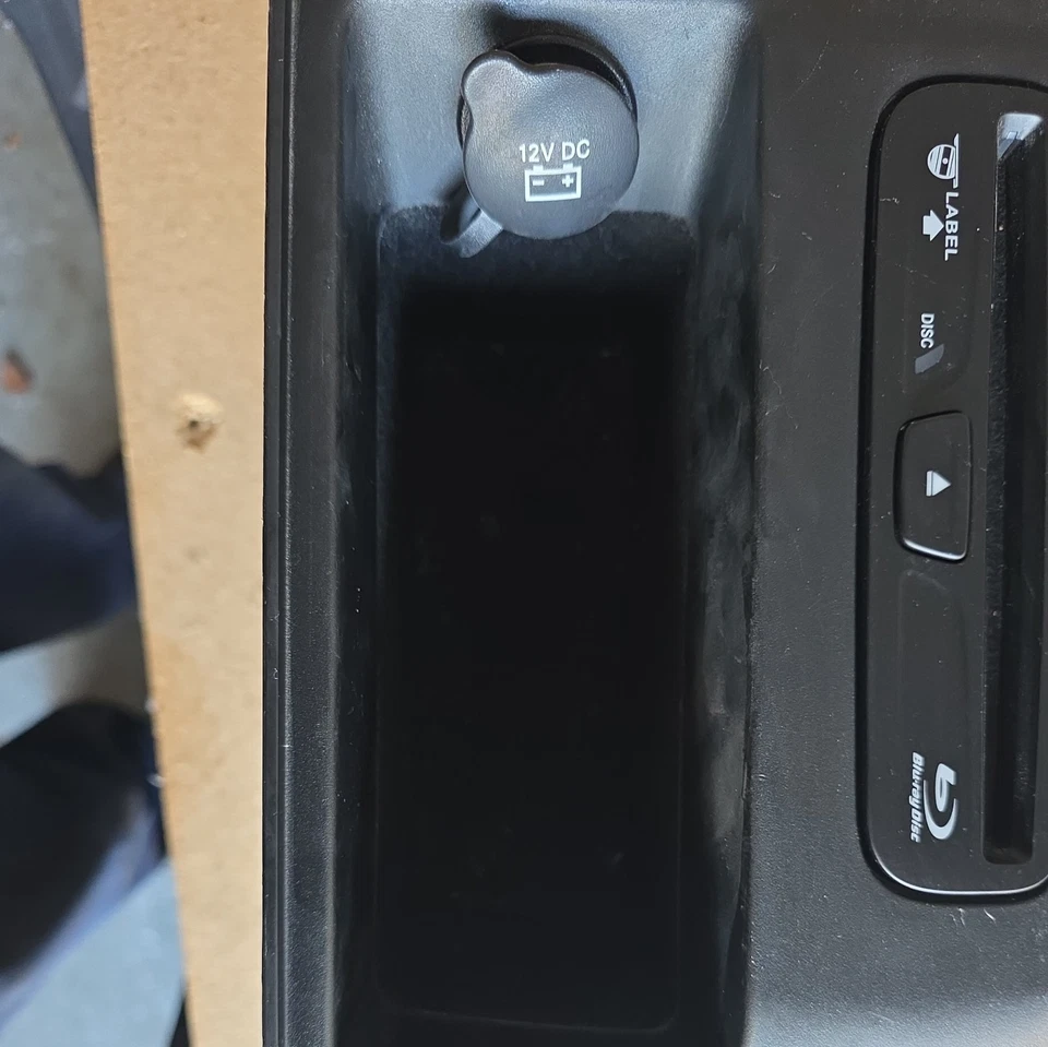 Dodge Durango R/T Grand Cherokee 14-22 OEM CONSOLA GPS MAPA UNIDAD DVD BLU-RAY. Foto 2 de 4