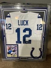Andrew Luck Cards, Rookie Cards  and Autographed Memorabilia Guide 77