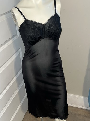 Vintage Vanity Fair Black Lace Nylon Slip Dress Sz 34 Midi Lingerie