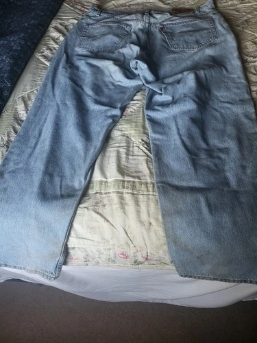LEVI'S 560 Vintage Jeans - Men's Loose Fit Made In USA Blue Vintage vintage concert t-shirt, vintage, single stitch, B+ condition