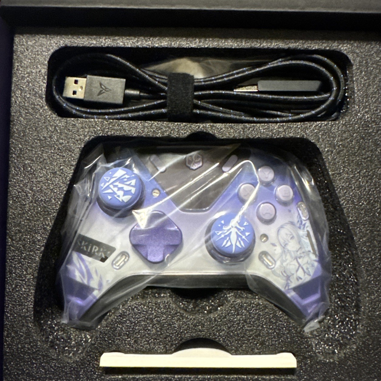 Official Genshin Impact Skirk GamePad - Anime Wireless Controller Gift Boxed Set
