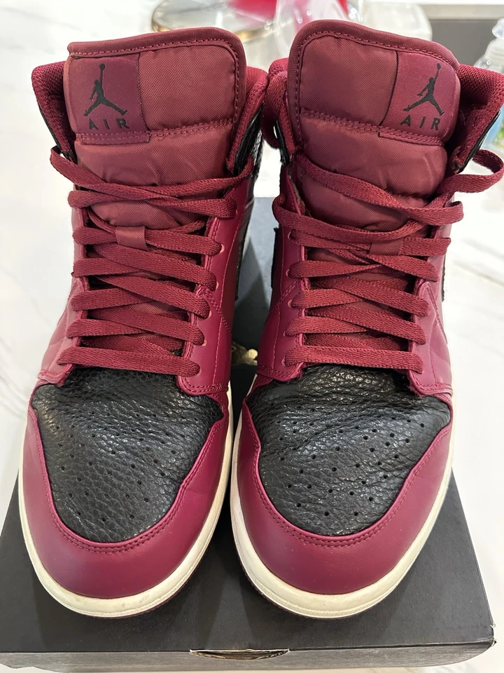 Nike Air Jordan 1 Retro Medio Reverso Prohibido Rojo Negro (2017) 554724-601 Talla 10 Foto 3 de 4