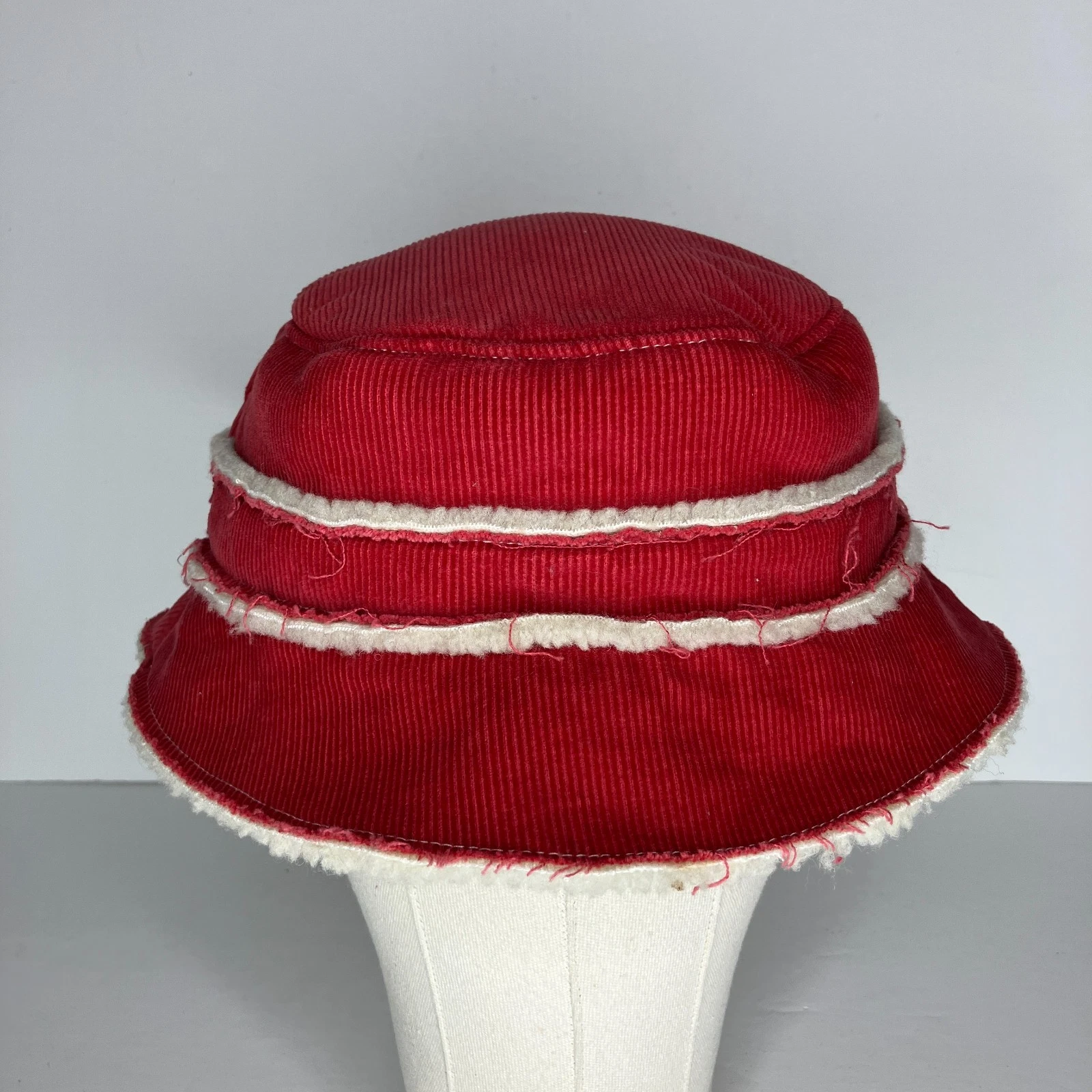 Y2K The Gap Red Corduroy Sherpa Lined Bucket Hat Cap M/L