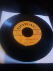 ELVIS ANSWER SONG THELMA CARPENTER YES I'M LONESOME TONIGHT & GIMME A KISS 45