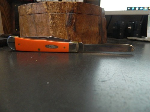 CASE & SONS 4.125" CLOSED ORANGE LG. TRAPPER SYNTHETIC HANDLE 2 STAINLESS BLADES - Picture 7 of 12