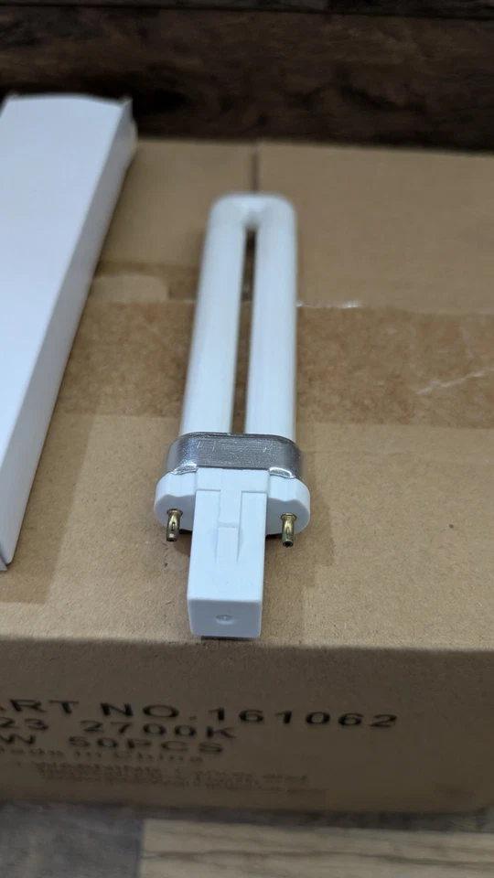 50 packs 9 Watt 2 Pin G23 Base Twin Tube Compact Fluorescent Lamp Light Bulbs   - Image 2 of 2