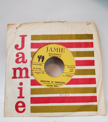Duane Eddy  MOVIN N GROOVIN / UP AND DOWN (ROCK 45) #1101 PLAYS VG+ TO VG++