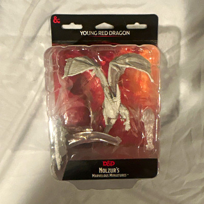 WizKids D&D Nolzur s Marvelous Miniatures Young Red Dragon Unpainted 2019