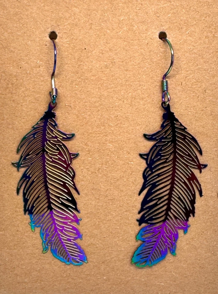 Compre 2 y obtenga 1 GRATIS Nuevos Pendientes de Pluma de Metal de Titanio para Damas Artículo #2047 Foto 2 de 4