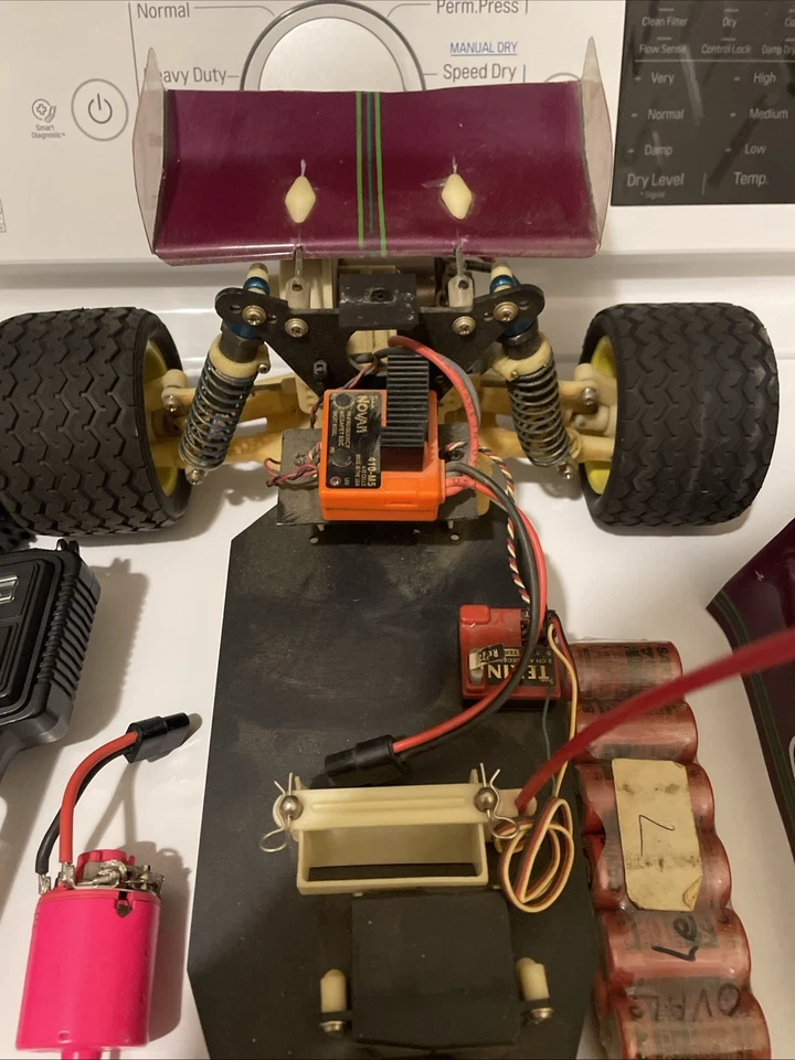 Rare Vintage RC Traxxas TRX-1  Buggy Car TRX1 Untested/As-Is/For Parts Only - Image 4 of 4