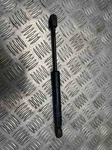 BMW 3 F30, F80 Vordere linke Motorhaubendämpfer 7239233 3.00 Diesel 30510235