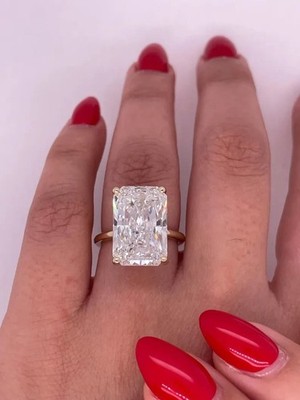 Sparkling Radiant Cut Lab Grown Diamond Statement Ring 10 Ct in 925 Silver