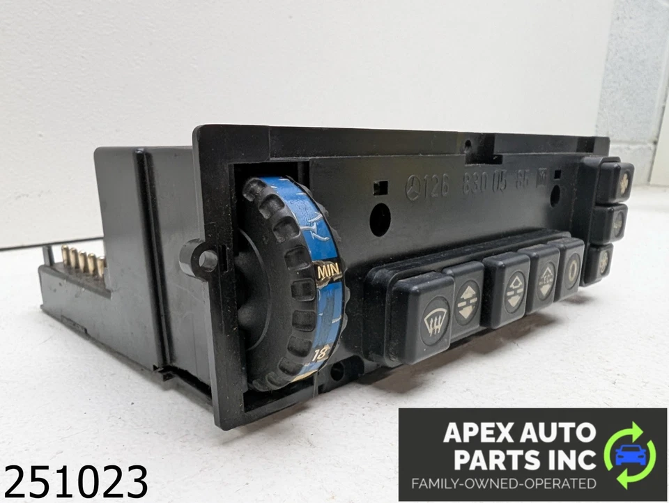 OEM 1990 Mercedes 300SE 3.0L A/C Heater Climate Control - Image 3 of 4