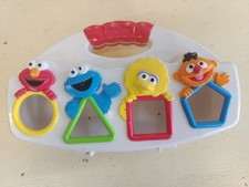 VINTAGE 1996 TYCO PRESCHOOL TOYS SESAME STREET BLOCK SHAPE SORTER