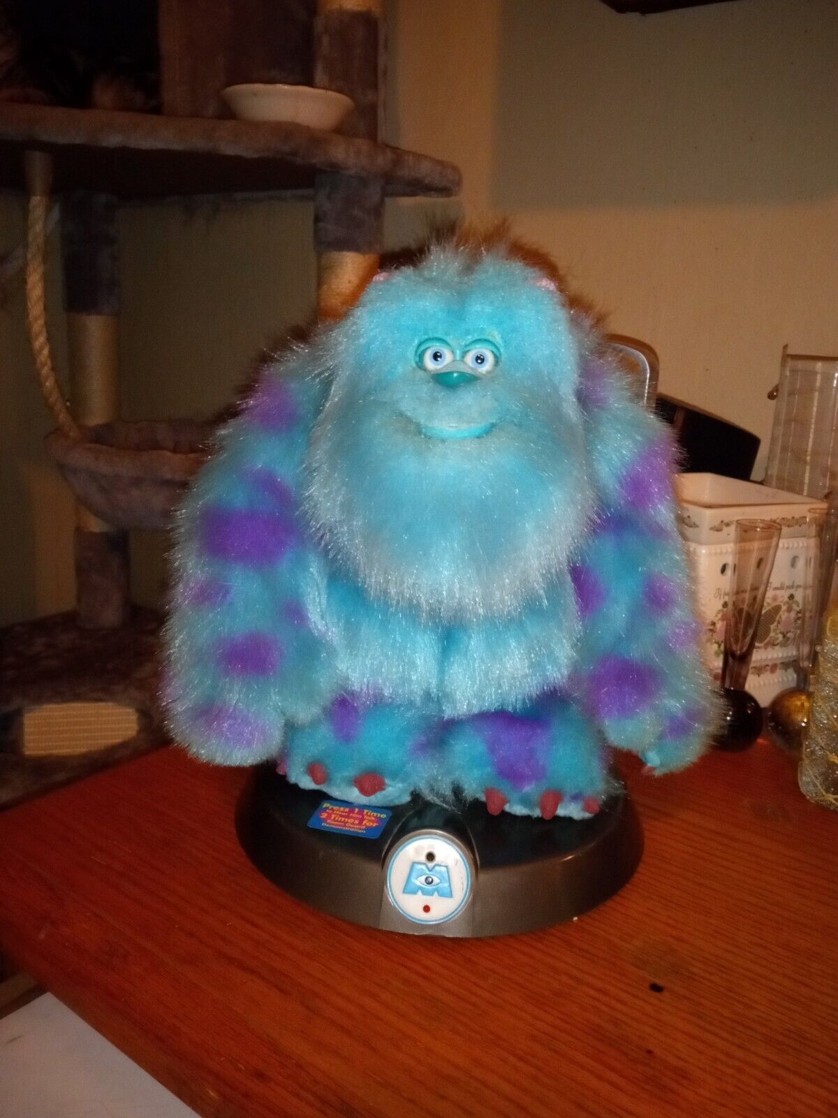 NRFB Monsters Inc. Roaring Sulley Room Guard. Original Toy 