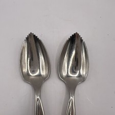 2- Reed & Barton Stainless Steel Serrated Grapefruit Citrus Spoons Vtg