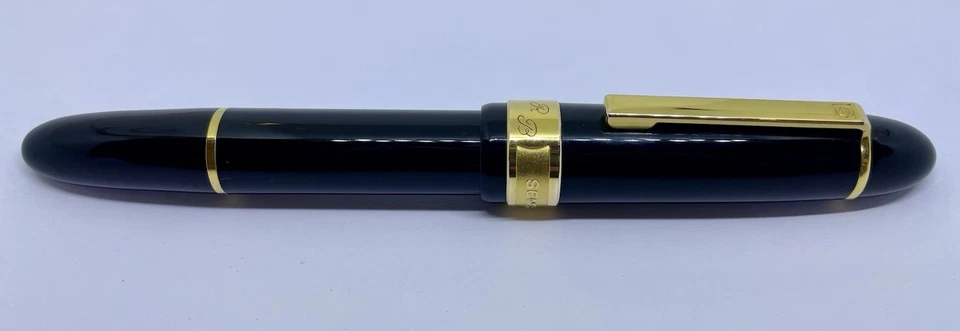 Ручка перьевая SENATORPRESIDENT — черная и золотая — в форме сигары/торпеды — Montblanc 149 - Изображение 3 из 4