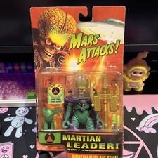Mars Attacks Martian Trooper with Firing Proton Ray Blaster 1996 Trendmasters