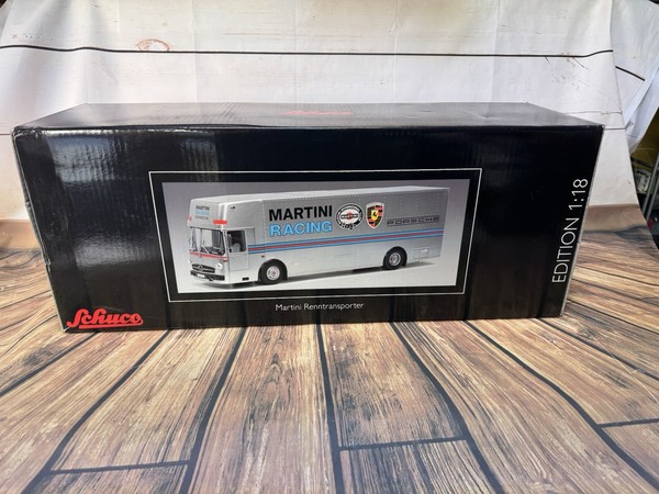 Schuco Porsche Renntransporter Mercedes-Benz O 317 Martini Racing Transporter-image