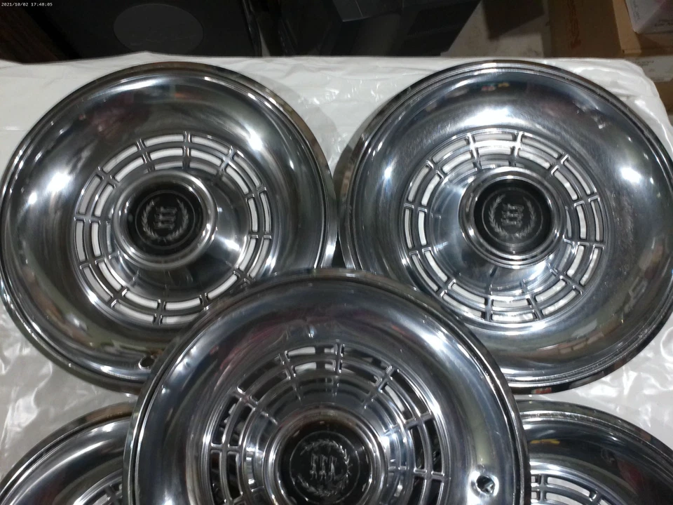 CUBIERTAS DE RUEDA 1977 a 1979 Ford LTD, tapacubos Mercury Cougar 14", grupo de 5 Foto 3 de 4