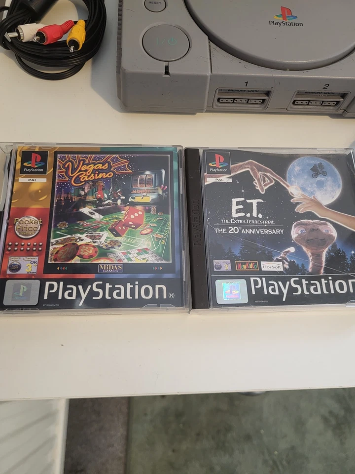 Sony PlayStation 1 PS1 SCPH-5552 PAL Console Bundle Controller Cables 2 Games, photo 3 of 5