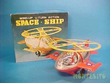 VINTAGE WIND UP SPACE SHIP COPTER TIN  PLASTIC  UNUSED BOXED TAIWAN 1970's