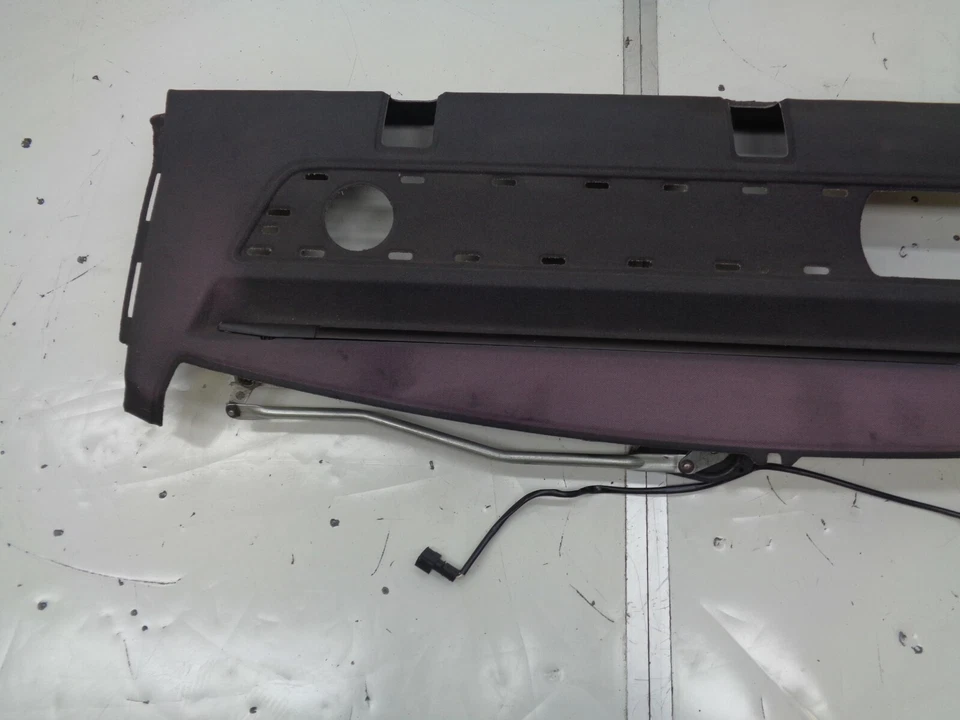08-11 Mercedes Benz C350 W204 Rear Window Power Shade A2046901049 OEM AK2106203 - Image 4 of 4