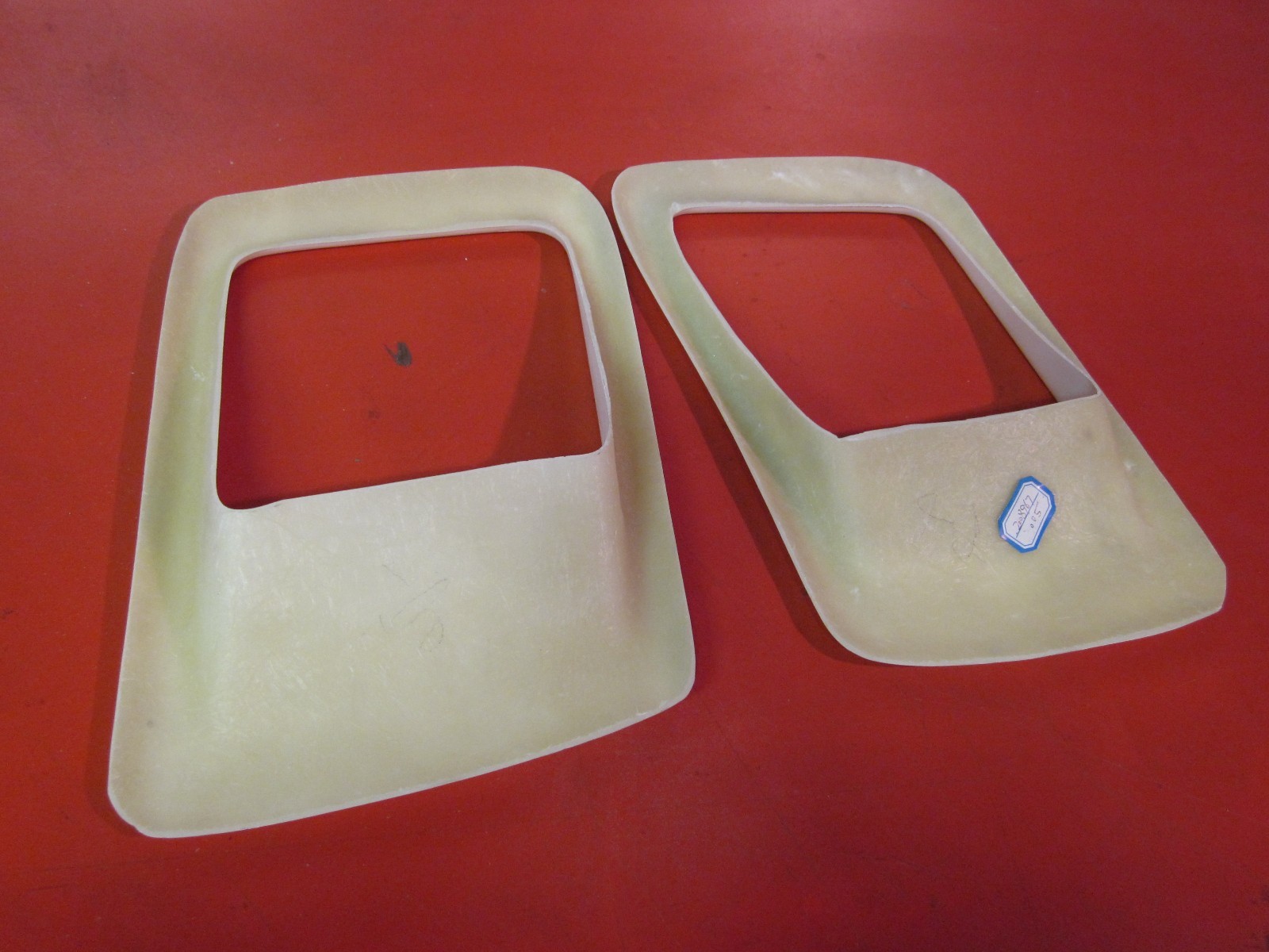 UNIVERSAL Fiberglass VW GTI hood / roof scoop for Civic RX7 WRX Impreza