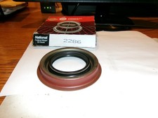 NATIONAL 2286 OIL SEAL = 2.201" X 3.523" X .55"~MADE IN USA !!