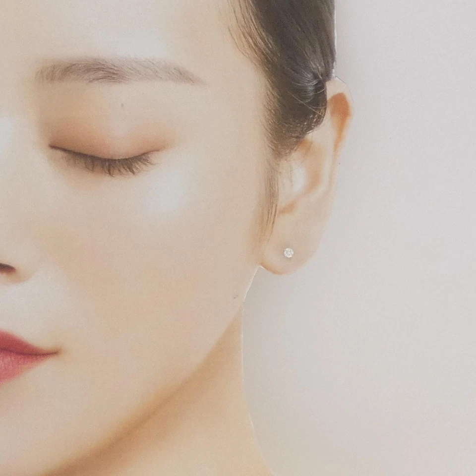 Authentic Tiffany & Co. solitaire Earrings  #260-004-635-6802 - Image 4 of 4