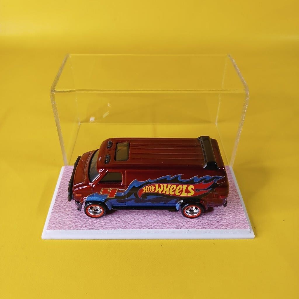 Hot Wheels CUSTOM GMC PANEL VAN HW 2018 Collector Exclusive Mail