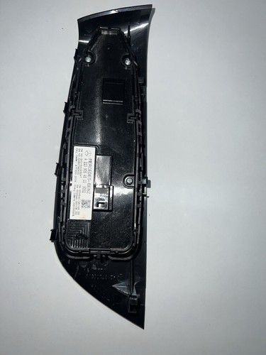 Push-Button Front Left Mercedes-Benz 213 905 48 03 9051 - Picture 2 of 4