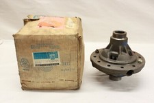 Nos 1970s Chevrolet Truck 12 Bolt Rear Differential Case Carrier Ck Gm 329744