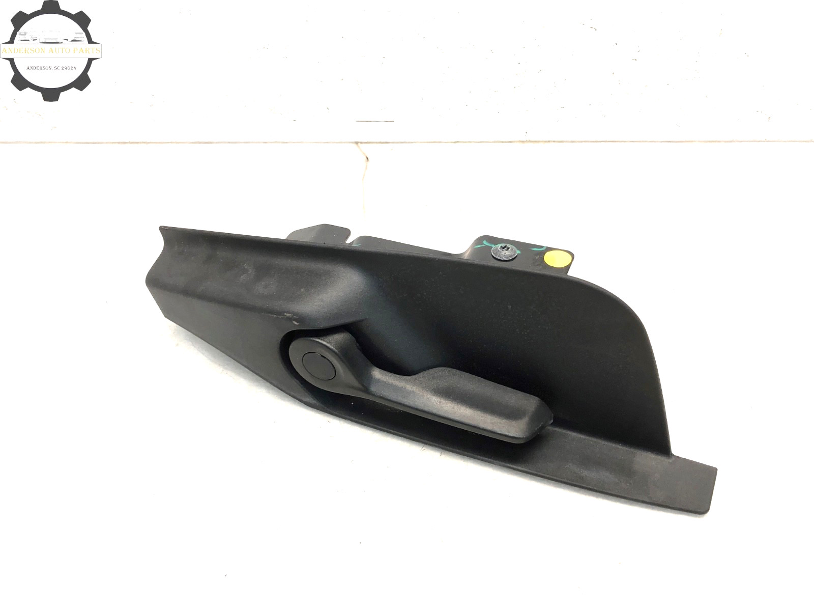 2017-2020 MASERATI LEVANTE RIGHT PASSENGER REAR SEAT ADJUST LEVER HANDLE OEM