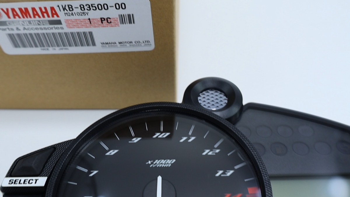 Yamaha YZF-R1 02 5PW スピードメーター 25,600km Yamaha Genuine 2012-2014 YZF-R1 Meter Assy KM/H 1KB-83500-00-00