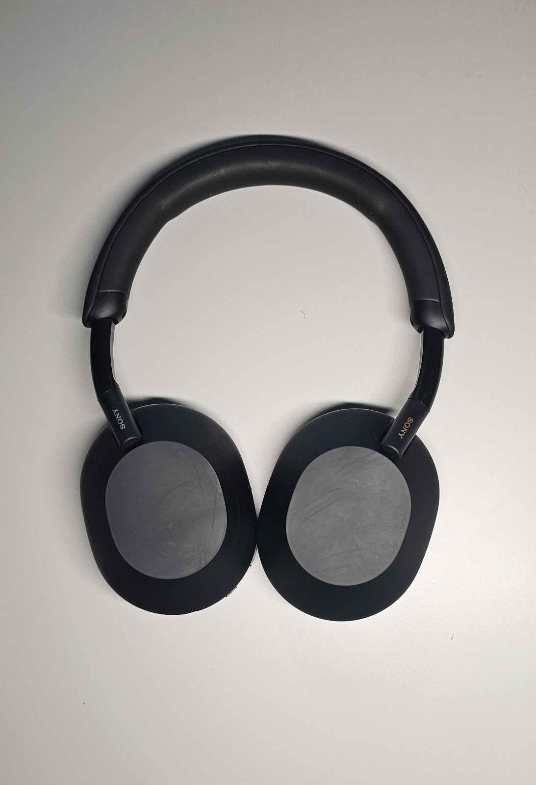 Sony WH-1000XM5 Wireless Noise Canceling Over-Ear Headphones in Black