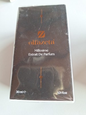 Olfazeta EDP  30ml und Profumo Neu Extrait De Parfum 368