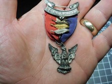 VINTAGE BOY SCOUT EAGLE SCOUT PINBACK STERLING BADGE