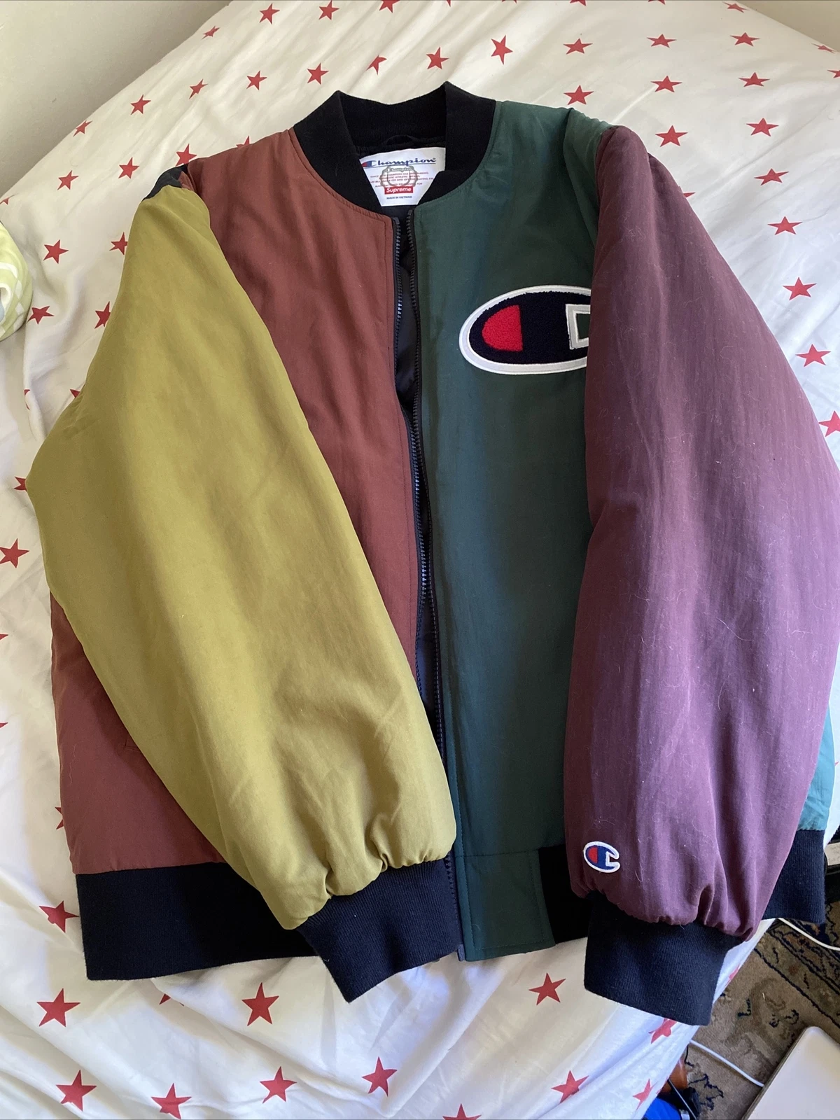 Veste bloquée couleur Supreme x Champion, taille L,