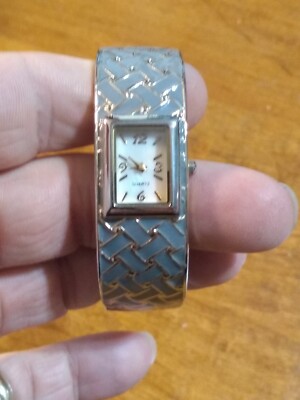 Montre Femme Vintage Exactly – Boîtier Argent 23mm, Fonctionne Avec Pile Neuve