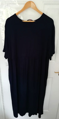 Limited Collection Kleid Gr. 20 dunkelblau weich dehnbar Taschen bequem