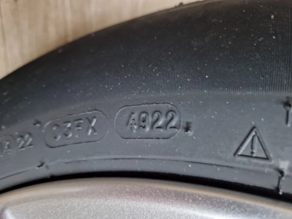 KBA 51632 Brock Renault Austral/Kadjar Winterkomplettrad 7x17 ET35 BF GOODRICH - Bild 4 von 4