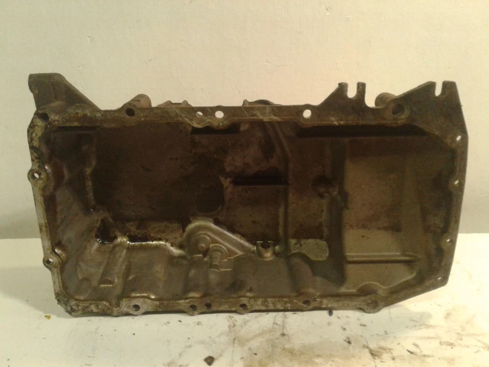 Used Engine Oil Pan fits: 2001 Chevrolet Cavalier 4-146 2.4 Grade A Foto 3 de 4