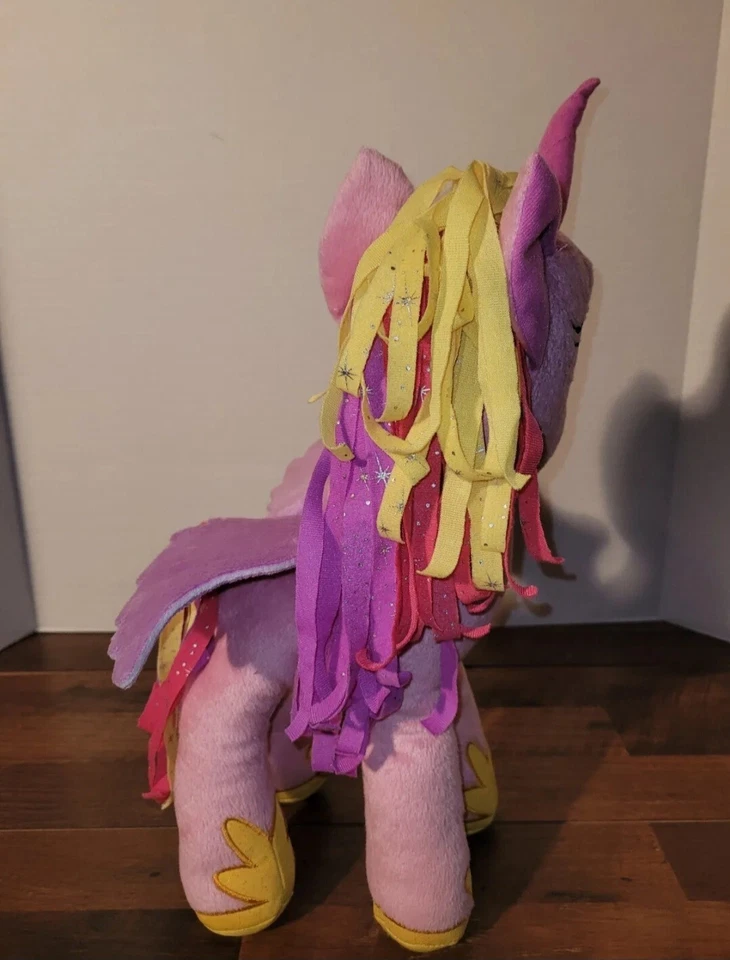 Pelúcia Hasbro Funrise My Little Pony Princess Cadence 2013 17” - Imagem 4 de 4