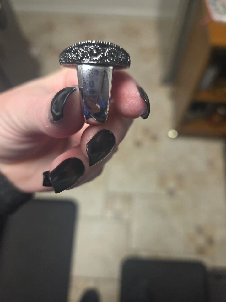 Lia Sophia Silver Tone Ring Round Purple Pink White Gems - Image 4 of 4